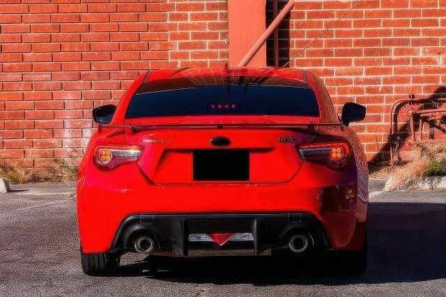 Красный Субару БРЗ, объемом двигателя 2 л и пробегом 116 тыс. км за 4000 $, фото 6 на Automoto.ua