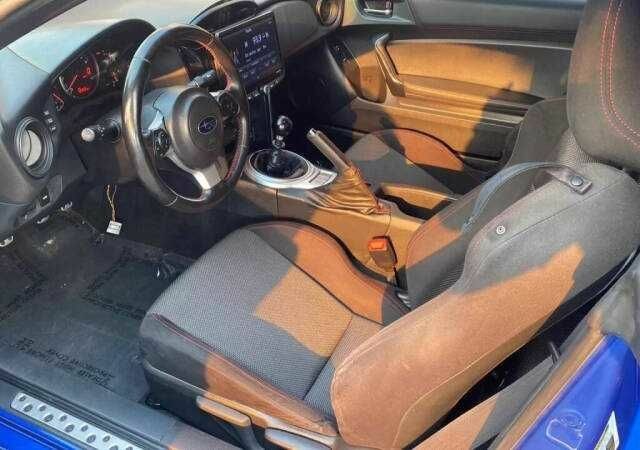 Синий Субару БРЗ, объемом двигателя 2 л и пробегом 48 тыс. км за 5100 $, фото 6 на Automoto.ua