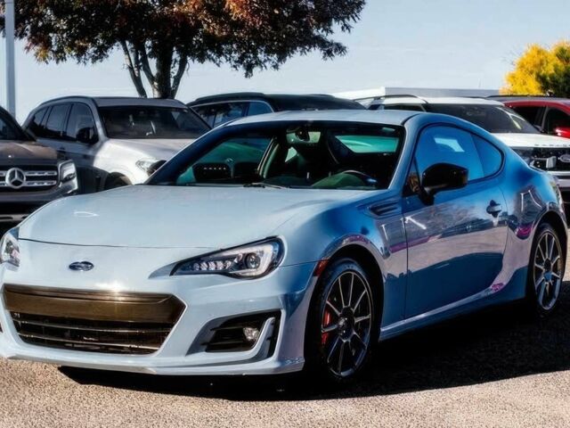 Синий Субару БРЗ, объемом двигателя 2 л и пробегом 35 тыс. км за 9400 $, фото 2 на Automoto.ua