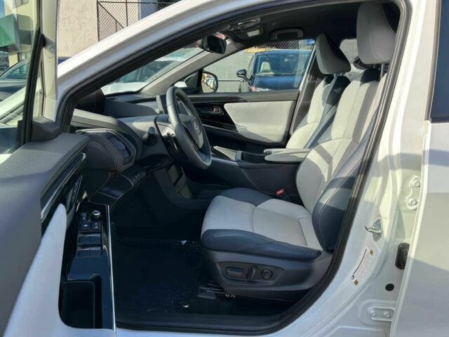 Белый Субару Другая, объемом двигателя 0 л и пробегом 21 тыс. км за 20600 $, фото 8 на Automoto.ua