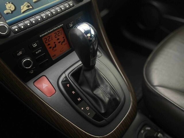 Коричневый Субару Другая, объемом двигателя 2.4 л и пробегом 228 тыс. км за 6990 $, фото 20 на Automoto.ua