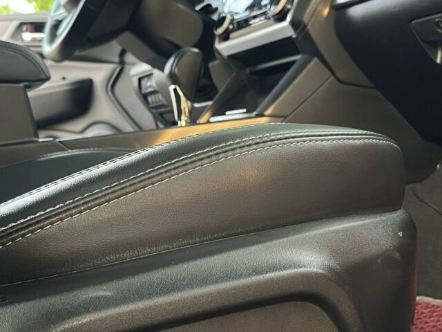 Червоний Субару Інша, об'ємом двигуна 3.6 л та пробігом 215 тис. км за 17500 $, фото 9 на Automoto.ua