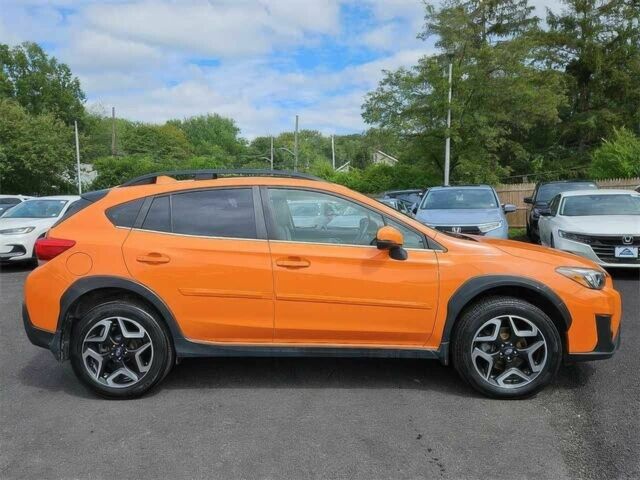 Помаранчевий Субару Інша, об'ємом двигуна 2 л та пробігом 49 тис. км за 2300 $, фото 1 на Automoto.ua