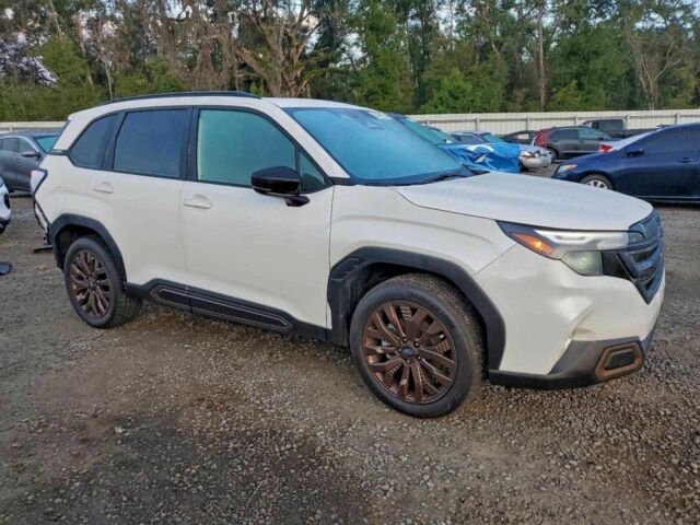 Белый Субару Форестер, объемом двигателя 2.5 л и пробегом 11 тыс. км за 9000 $, фото 4 на Automoto.ua