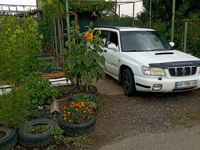 Білий Субару Forester, об'ємом двигуна 2 л та пробігом 404 тис. км за 4000 $, фото 1 на Automoto.ua