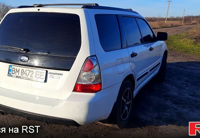 Белый Субару Форестер, объемом двигателя 2 л и пробегом 214 тыс. км за 5250 $, фото 3 на Automoto.ua