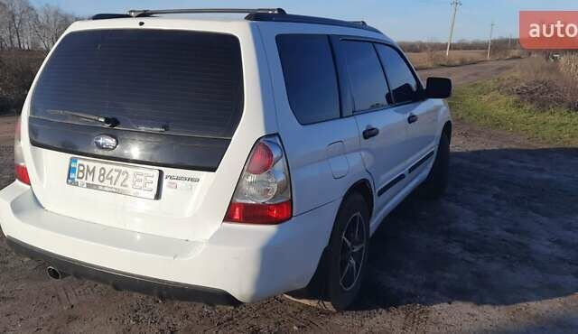 Белый Субару Форестер, объемом двигателя 1.99 л и пробегом 214 тыс. км за 5250 $, фото 2 на Automoto.ua