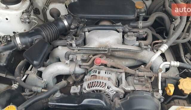 Белый Субару Форестер, объемом двигателя 1.99 л и пробегом 214 тыс. км за 5250 $, фото 16 на Automoto.ua