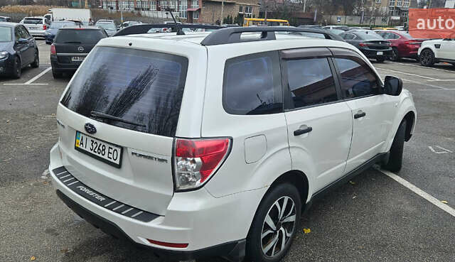 Білий Субару Forester, об'ємом двигуна 1.99 л та пробігом 261 тис. км за 6999 $, фото 14 на Automoto.ua