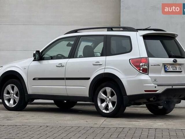 Белый Субару Форестер, объемом двигателя 2 л и пробегом 232 тыс. км за 7200 $, фото 9 на Automoto.ua