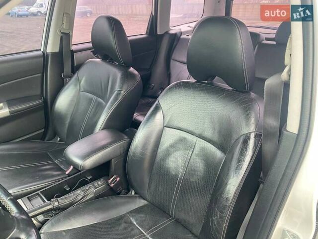 Белый Субару Форестер, объемом двигателя 2.5 л и пробегом 265 тыс. км за 8900 $, фото 11 на Automoto.ua