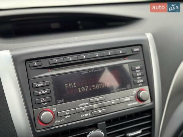 Белый Субару Форестер, объемом двигателя 2 л и пробегом 232 тыс. км за 7200 $, фото 55 на Automoto.ua