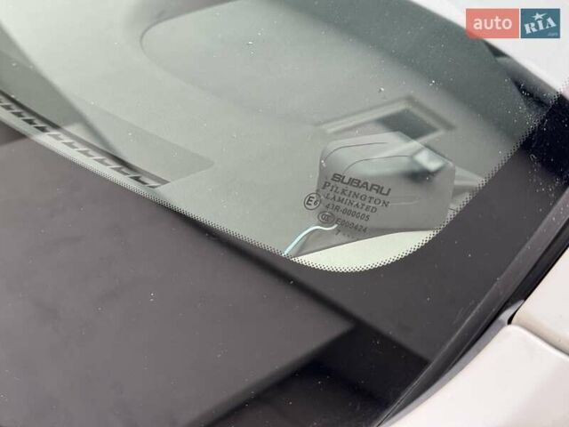 Белый Субару Форестер, объемом двигателя 2 л и пробегом 232 тыс. км за 7200 $, фото 6 на Automoto.ua