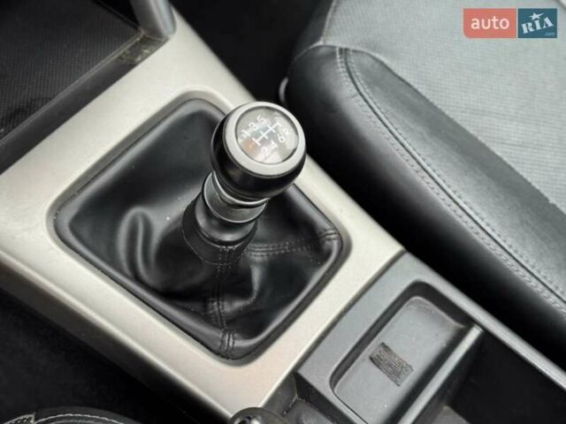 Белый Субару Форестер, объемом двигателя 2 л и пробегом 232 тыс. км за 7200 $, фото 27 на Automoto.ua