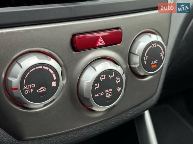 Белый Субару Форестер, объемом двигателя 2 л и пробегом 232 тыс. км за 7200 $, фото 56 на Automoto.ua