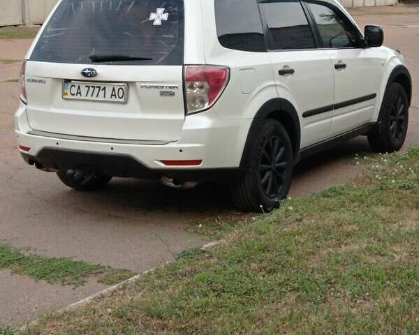 Білий Субару Forester, об'ємом двигуна 2 л та пробігом 310 тис. км за 6500 $, фото 13 на Automoto.ua