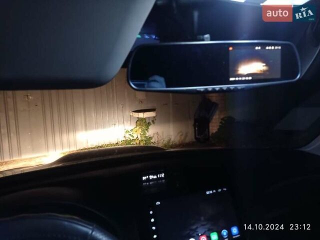 Білий Субару Forester, об'ємом двигуна 2 л та пробігом 310 тис. км за 6500 $, фото 1 на Automoto.ua