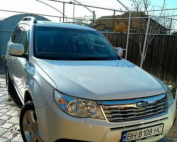 Белый Субару Форестер, объемом двигателя 2 л и пробегом 170 тыс. км за 9800 $, фото 11 на Automoto.ua