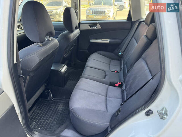 Субару Forester 2010 у Чернігові на Automoto.ua Білий Субару Forester, об'ємом двигуна 2.46 л та пробігом 210 тис. км за 9000 $, фото 9 на Automoto.ua