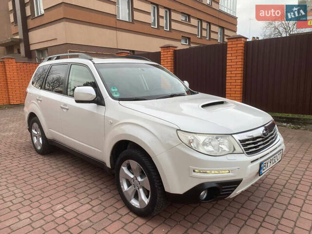 Білий Субару Forester, об'ємом двигуна 2 л та пробігом 250 тис. км за 7500 $, фото 6 на Automoto.ua