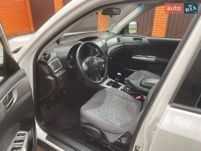 Білий Субару Forester, об'ємом двигуна 2 л та пробігом 250 тис. км за 7500 $, фото 14 на Automoto.ua