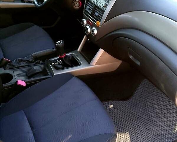 Белый Субару Форестер, объемом двигателя 2 л и пробегом 170 тыс. км за 9800 $, фото 9 на Automoto.ua