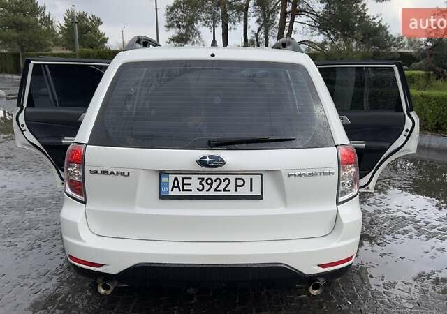 Білий Субару Forester, об'ємом двигуна 2 л та пробігом 134 тис. км за 10500 $, фото 27 на Automoto.ua