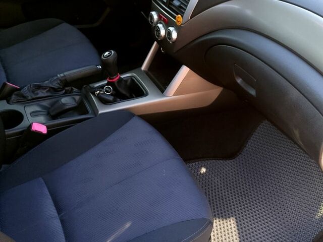 Білий Субару Forester, об'ємом двигуна 2 л та пробігом 170 тис. км за 9800 $, фото 10 на Automoto.ua