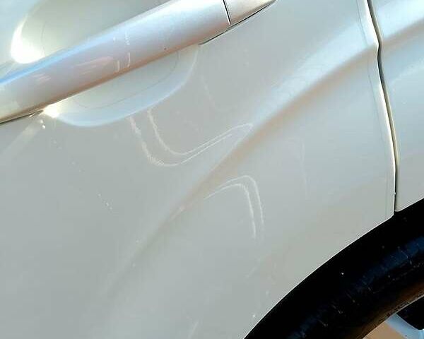 Белый Субару Форестер, объемом двигателя 2 л и пробегом 170 тыс. км за 9800 $, фото 10 на Automoto.ua