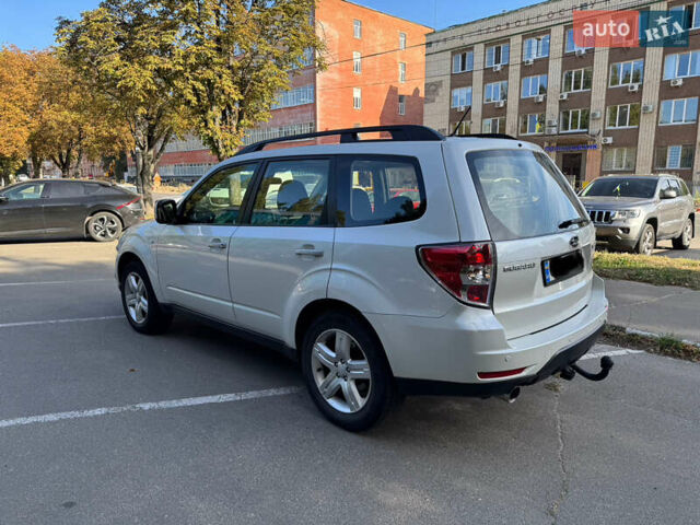 Субару Forester 2010 у Чернігові на Automoto.ua Білий Субару Forester, об'ємом двигуна 2.46 л та пробігом 210 тис. км за 9000 $, фото 3 на Automoto.ua