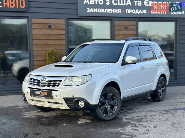 Білий Субару Forester, об'ємом двигуна 2 л та пробігом 203 тис. км за 10150 $, фото 1 на Automoto.ua