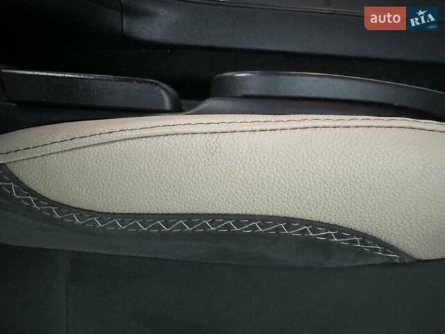 Белый Субару Форестер, объемом двигателя 2 л и пробегом 257 тыс. км за 8900 $, фото 6 на Automoto.ua