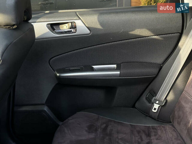 Білий Субару Forester, об'ємом двигуна 2 л та пробігом 203 тис. км за 10150 $, фото 42 на Automoto.ua