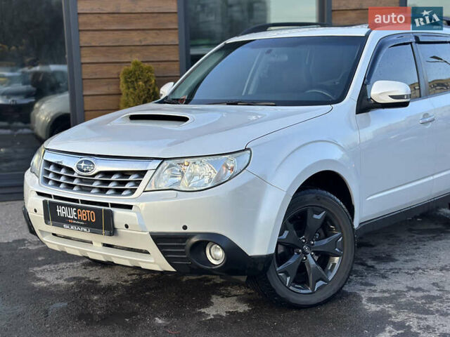 Білий Субару Forester, об'ємом двигуна 2 л та пробігом 203 тис. км за 10150 $, фото 2 на Automoto.ua