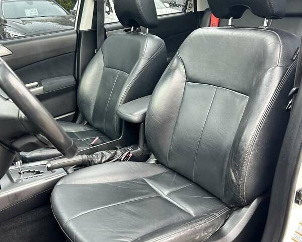 Білий Субару Forester, об'ємом двигуна 1.99 л та пробігом 139 тис. км за 9950 $, фото 15 на Automoto.ua