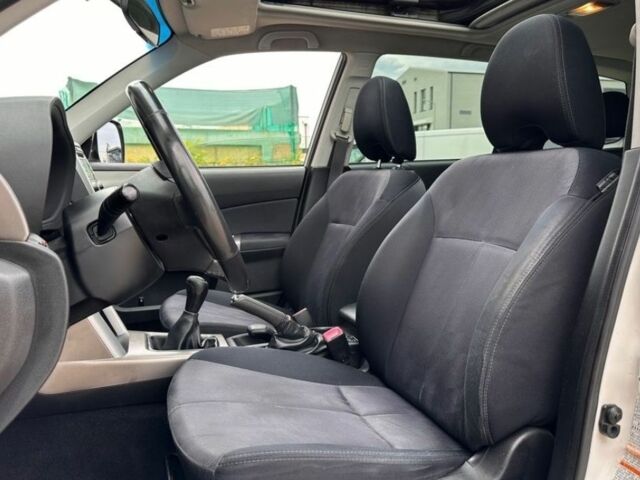 Білий Субару Forester, об'ємом двигуна 2 л та пробігом 214 тис. км за 3200 $, фото 8 на Automoto.ua