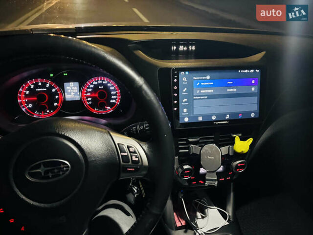 Белый Субару Форестер, объемом двигателя 2 л и пробегом 197 тыс. км за 9600 $, фото 5 на Automoto.ua