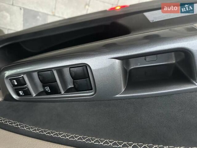 Белый Субару Форестер, объемом двигателя 2 л и пробегом 257 тыс. км за 8900 $, фото 10 на Automoto.ua