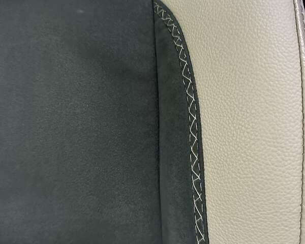 Белый Субару Форестер, объемом двигателя 2 л и пробегом 257 тыс. км за 8900 $, фото 7 на Automoto.ua