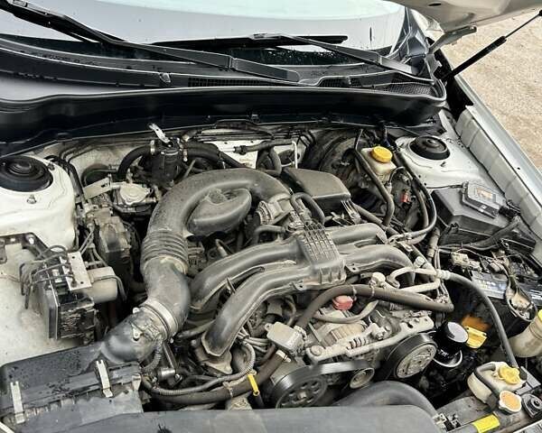 Білий Субару Forester, об'ємом двигуна 1.99 л та пробігом 139 тис. км за 9950 $, фото 32 на Automoto.ua