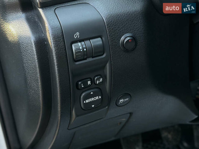 Білий Субару Forester, об'ємом двигуна 2 л та пробігом 203 тис. км за 10150 $, фото 26 на Automoto.ua