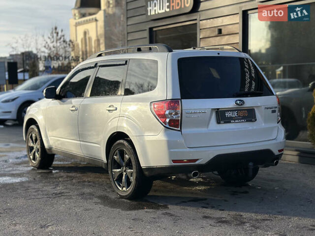Білий Субару Forester, об'ємом двигуна 2 л та пробігом 203 тис. км за 10150 $, фото 9 на Automoto.ua