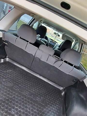 Білий Субару Forester, об'ємом двигуна 2 л та пробігом 240 тис. км за 9300 $, фото 8 на Automoto.ua