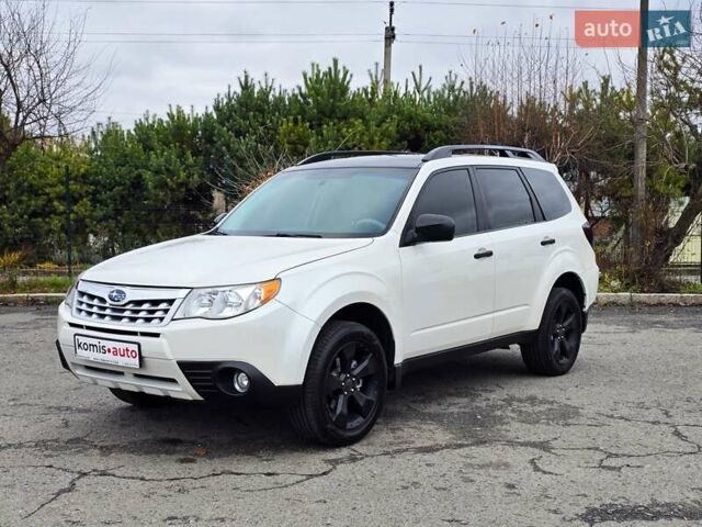 Білий Субару Forester, об'ємом двигуна 2.5 л та пробігом 232 тис. км за 9499 $, фото 9 на Automoto.ua