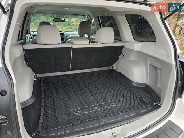 Білий Субару Forester, об'ємом двигуна 2.5 л та пробігом 232 тис. км за 9499 $, фото 57 на Automoto.ua