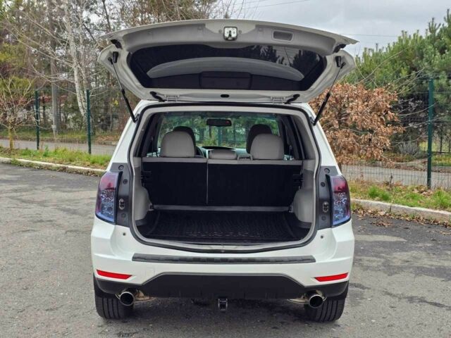 Білий Субару Forester, об'ємом двигуна 2.5 л та пробігом 232 тис. км за 9499 $, фото 8 на Automoto.ua