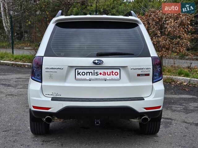 Білий Субару Forester, об'ємом двигуна 2.5 л та пробігом 232 тис. км за 9499 $, фото 6 на Automoto.ua