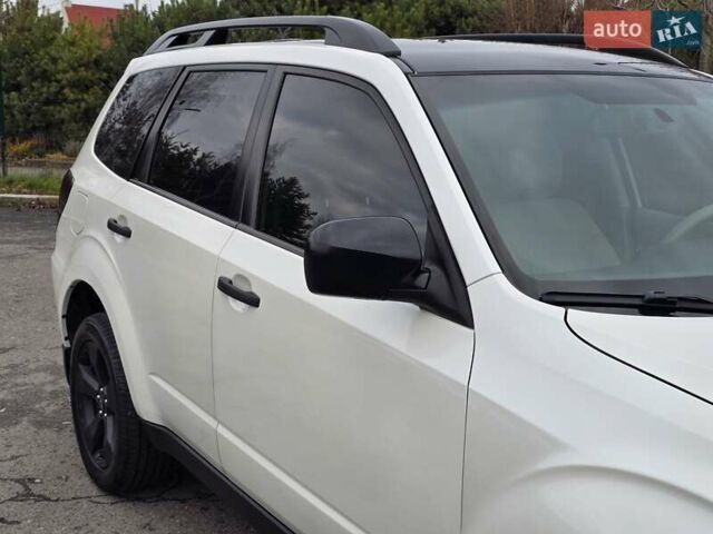 Білий Субару Forester, об'ємом двигуна 2.5 л та пробігом 232 тис. км за 9499 $, фото 15 на Automoto.ua