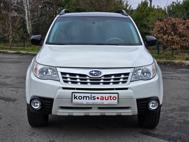 Білий Субару Forester, об'ємом двигуна 2.5 л та пробігом 232 тис. км за 9499 $, фото 1 на Automoto.ua