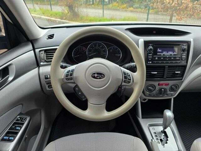 Білий Субару Forester, об'ємом двигуна 2.5 л та пробігом 232 тис. км за 9499 $, фото 10 на Automoto.ua